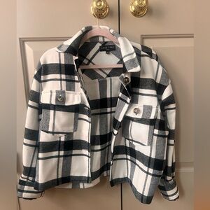 Black and white plaid waist cropped jacket